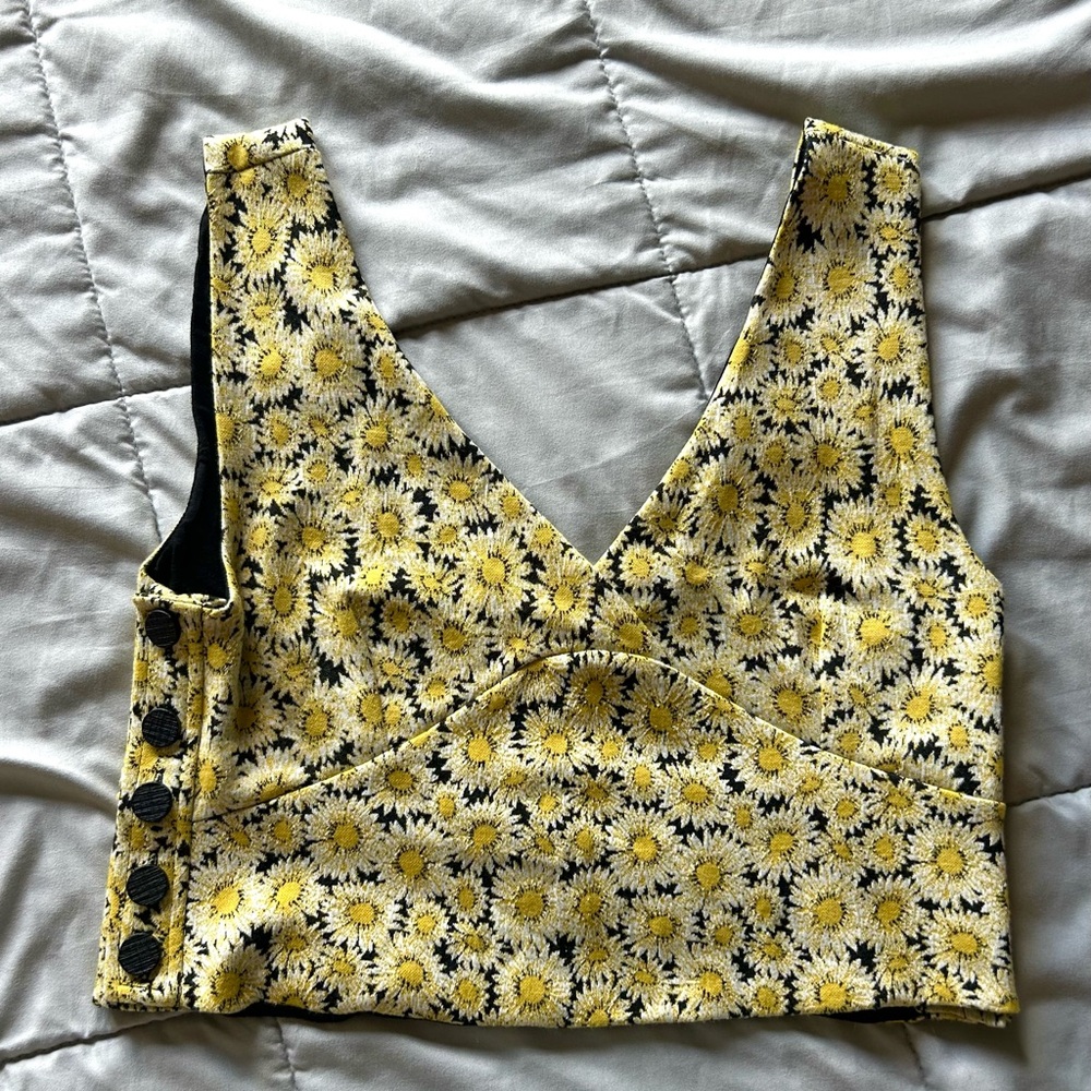 Maeve by Anthropologie Yellow and Black Floral Sunflower Crop Tank Top